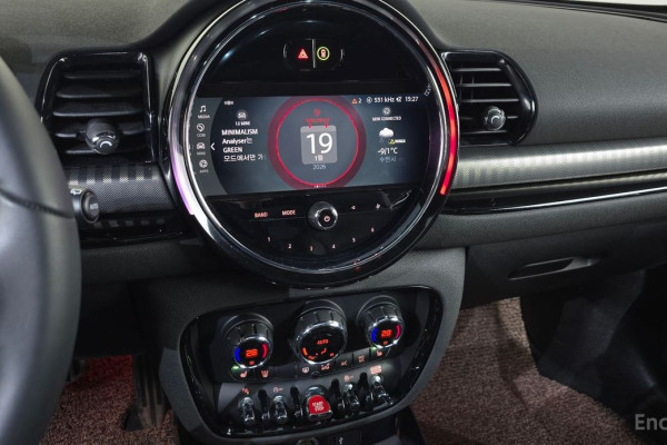 2023 Mini Clubman с пробегом 71 083 км