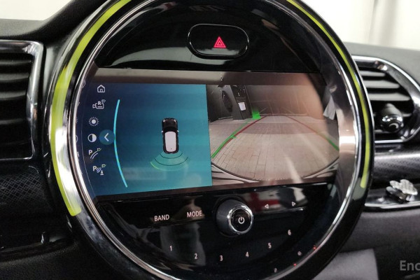 2023 Mini Clubman с пробегом 11 853 км