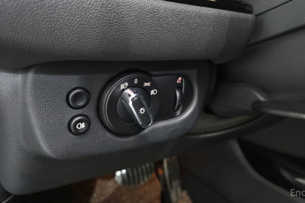 2023 Mini Clubman с пробегом 71 083 км