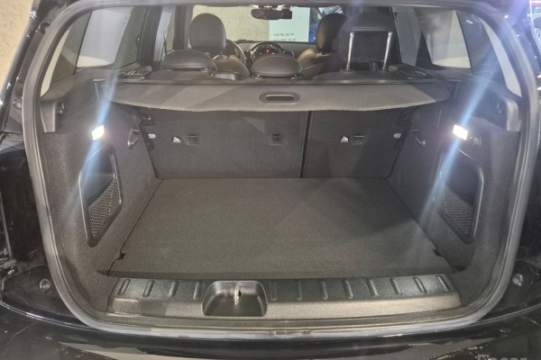 2023 Mini Clubman с пробегом 32 883 км