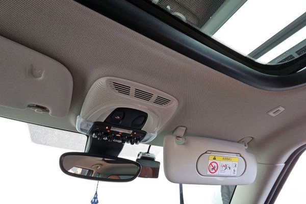 2023 Mini Clubman с пробегом 33 353 км