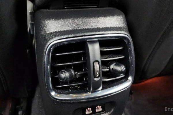 2023 Mini Clubman с пробегом 11 853 км