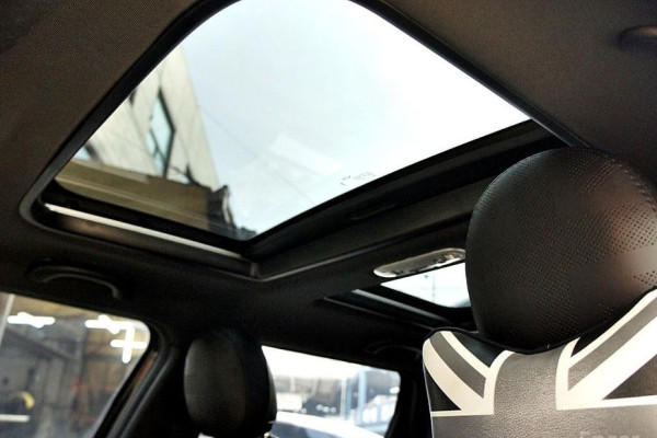 2023 Mini Clubman с пробегом 71 198 км