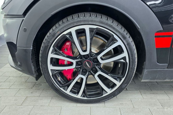 2023 Mini Clubman с пробегом 34 250 км