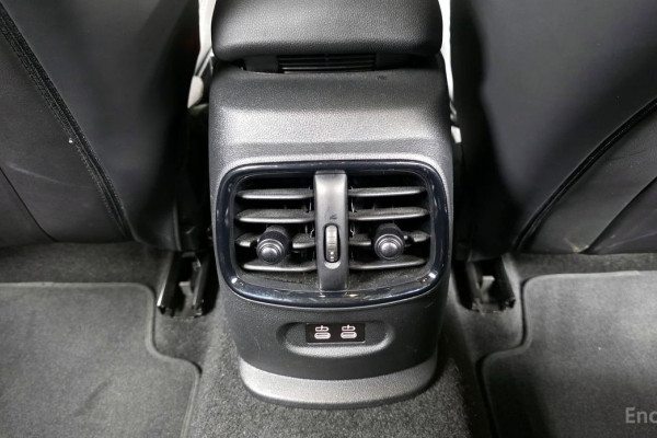 2023 Mini Clubman с пробегом 30 787 км