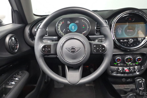 2022 Mini Clubman с пробегом 37 089 км