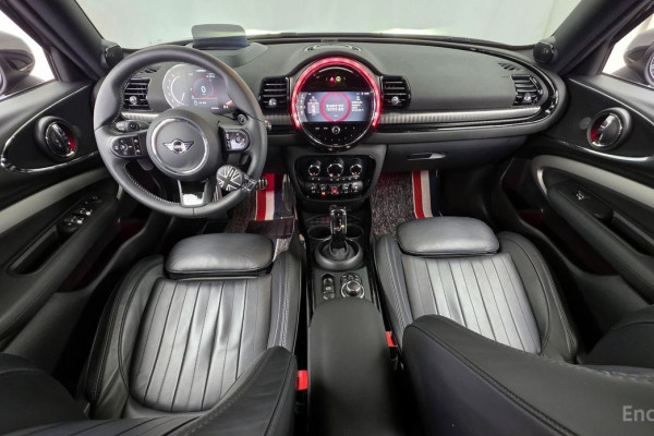 2023 Mini Clubman с пробегом 34 250 км