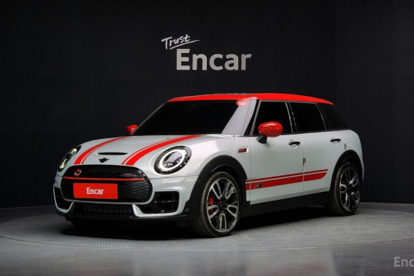 2022 Mini Clubman с пробегом 9 754 км