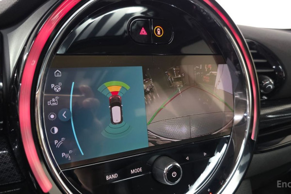 2023 Mini Clubman с пробегом 22 546 км