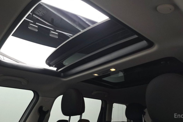 2022 Mini Clubman с пробегом 37 089 км