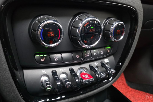 2023 Mini Clubman с пробегом 22 546 км