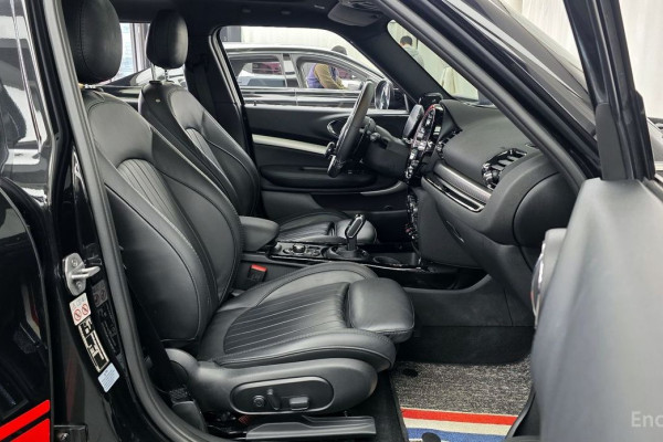 2023 Mini Clubman с пробегом 34 250 км