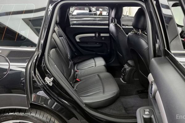 2023 Mini Clubman с пробегом 34 250 км