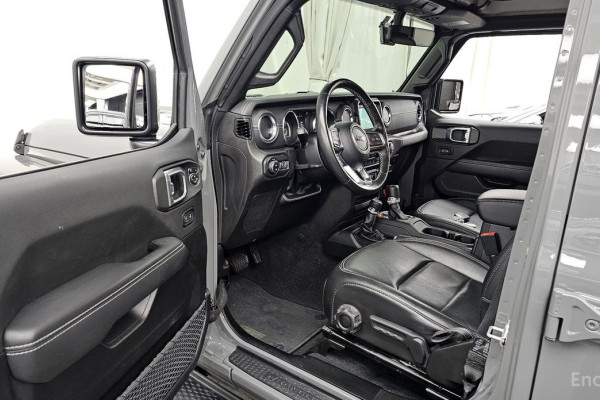 2022 Jeep Wrangler с пробегом 29 559 км