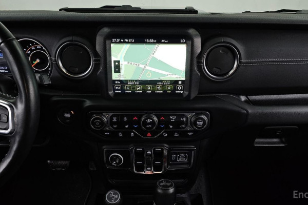 2022 Jeep Wrangler с пробегом 29 559 км