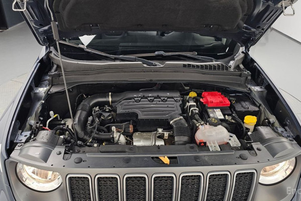 2022 Jeep Renegade с пробегом 14 896 км