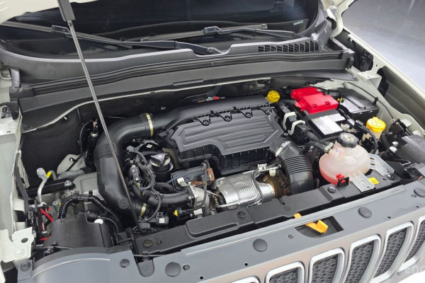 2022 Jeep Renegade с пробегом 19 955 км