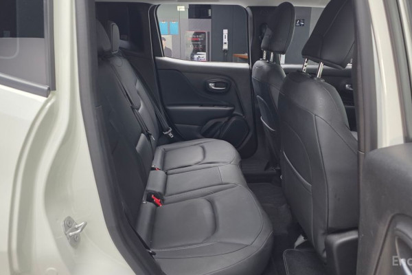 2022 Jeep Renegade с пробегом 19 955 км