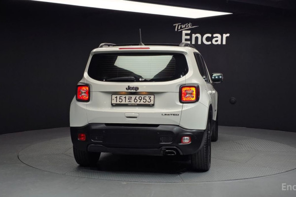 2022 Jeep Renegade с пробегом 48 942 км