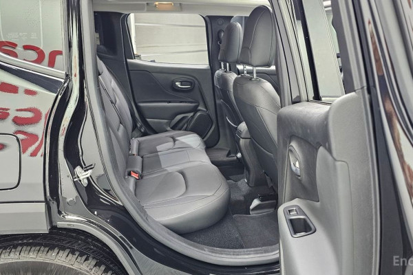 2022 Jeep Renegade с пробегом 19 788 км