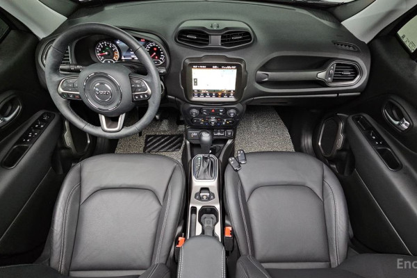 2022 Jeep Renegade с пробегом 7 096 км