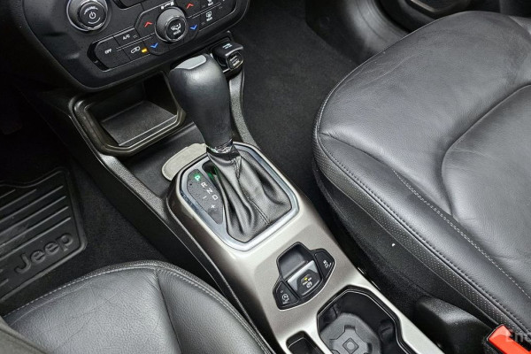 2022 Jeep Renegade с пробегом 33 741 км