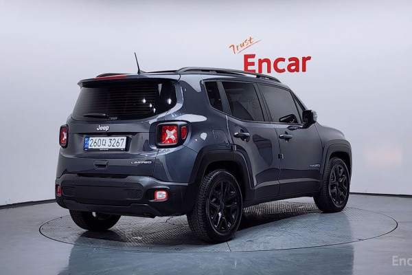 2022 Jeep Renegade с пробегом 23 347 км
