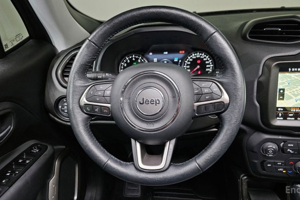 2022 Jeep Renegade с пробегом 33 741 км