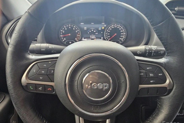 2022 Jeep Renegade с пробегом 21 488 км