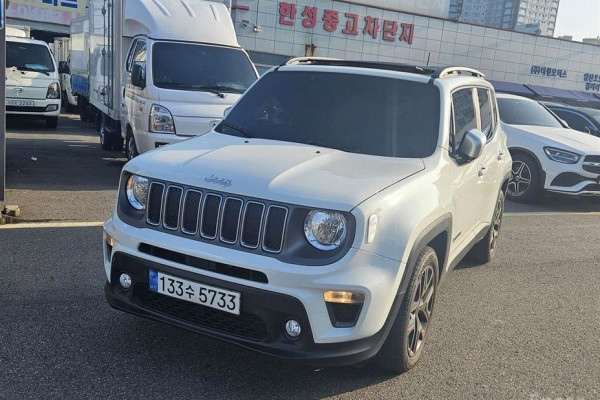 2022 Jeep Renegade с пробегом 21 488 км