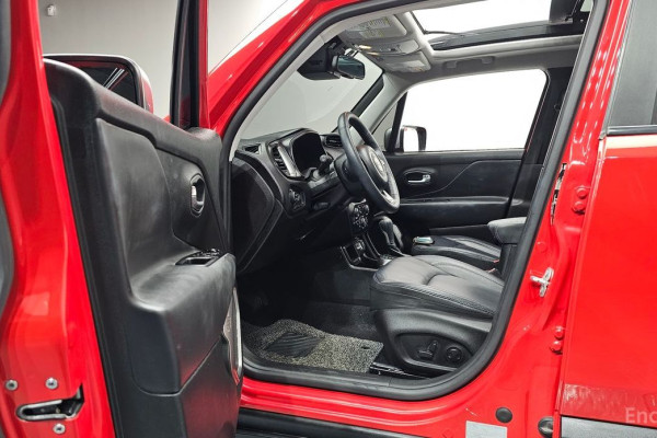 2022 Jeep Renegade с пробегом 26 272 км