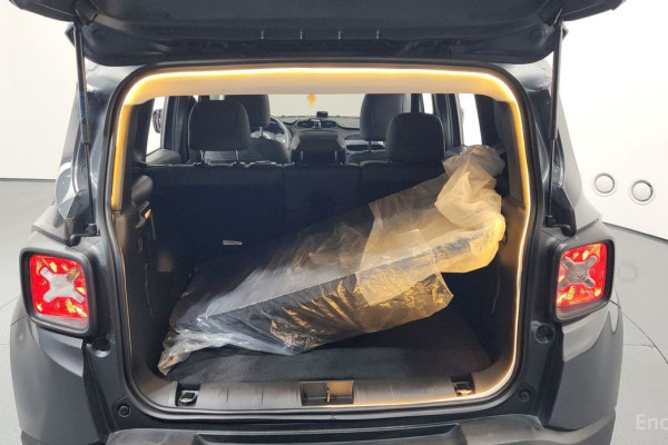 2022 Jeep Renegade с пробегом 23 347 км