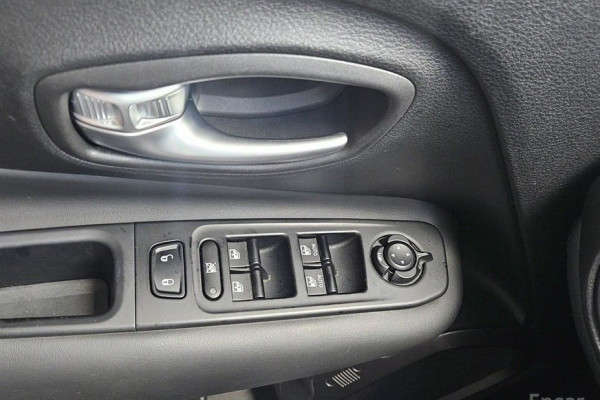 2022 Jeep Renegade с пробегом 21 488 км