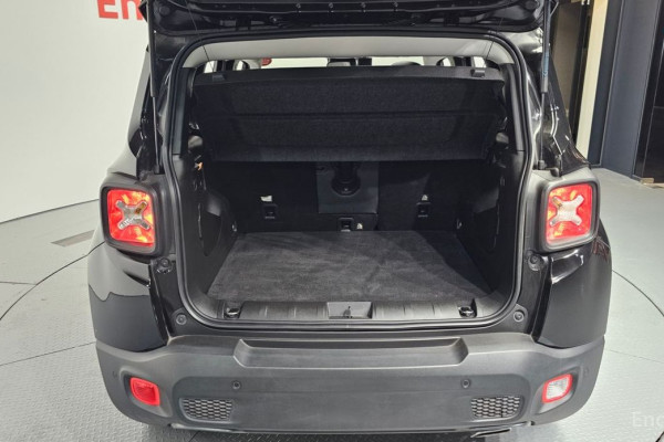 2022 Jeep Renegade с пробегом 26 807 км