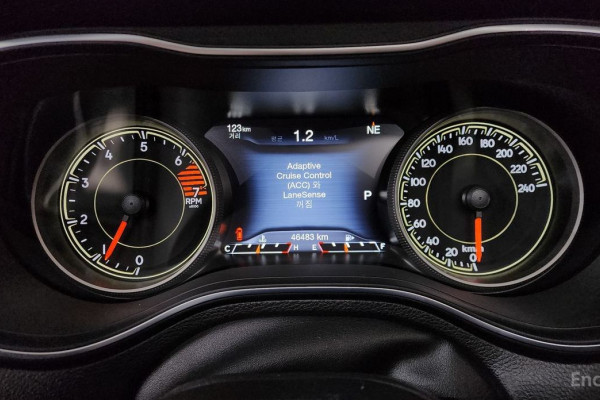 2022 Jeep Cherokee с пробегом 46 483 км