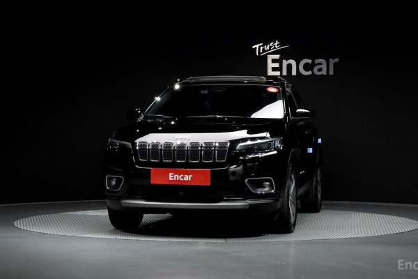 2022 Jeep Cherokee с пробегом 66 088 км