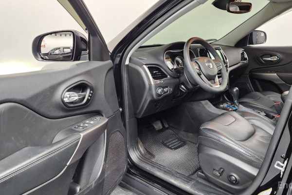 2022 Jeep Cherokee с пробегом 46 483 км