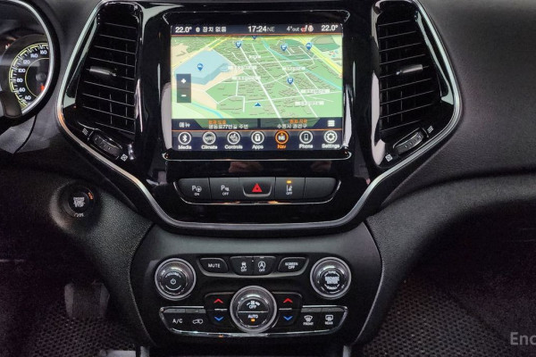 2022 Jeep Cherokee с пробегом 46 483 км