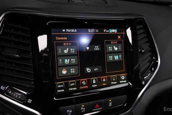 2022 Jeep Cherokee с пробегом 66 088 км