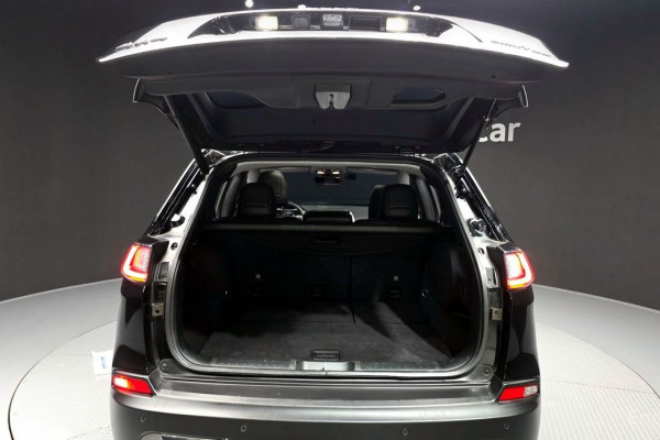 2022 Jeep Cherokee с пробегом 66 088 км