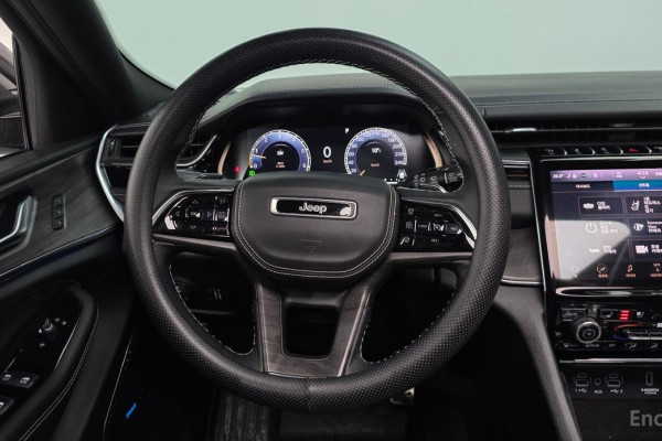 2022 Jeep Cherokee с пробегом 31 512 км