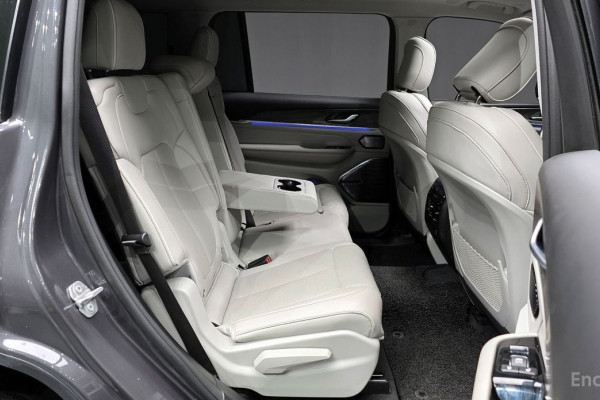 2022 Jeep Cherokee с пробегом 43 029 км