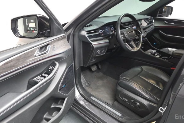 2022 Jeep Cherokee с пробегом 42 145 км