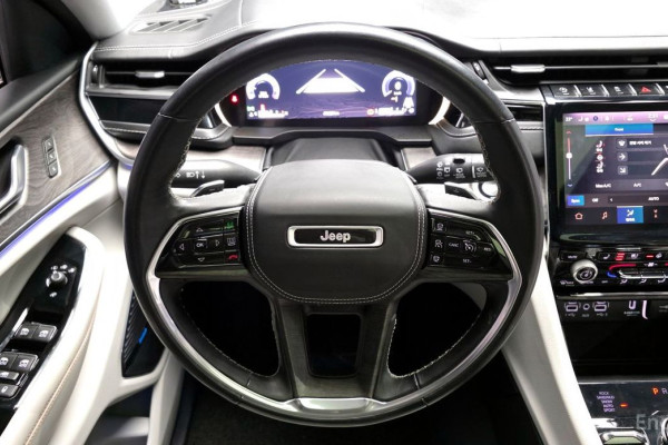 2022 Jeep Cherokee с пробегом 43 029 км