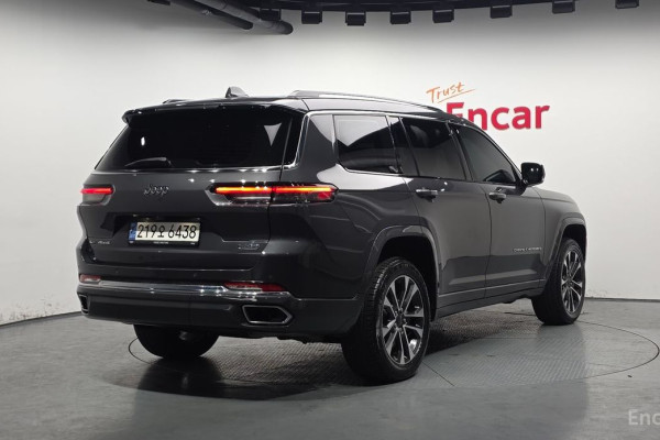 2022 Jeep Cherokee с пробегом 34 696 км