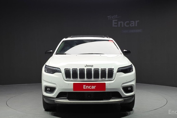 2022 Jeep Cherokee с пробегом 32 574 км