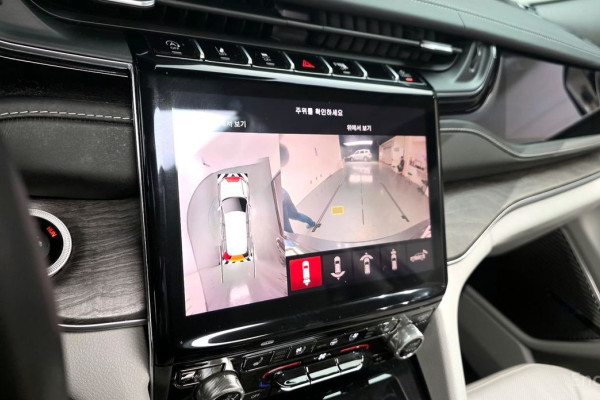 2022 Jeep Cherokee с пробегом 34 696 км