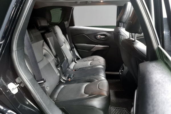 2022 Jeep Cherokee с пробегом 36 360 км