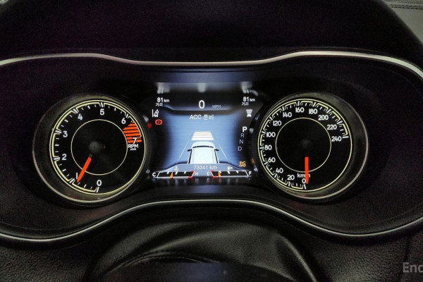 2022 Jeep Cherokee с пробегом 73 341 км