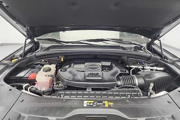 2022 Jeep Cherokee с пробегом 70 607 км